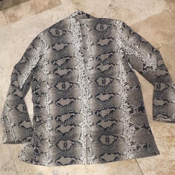 Snakeskin Python SILK blazer loose fit Elizabeth and James designer - Picture 6 of 6